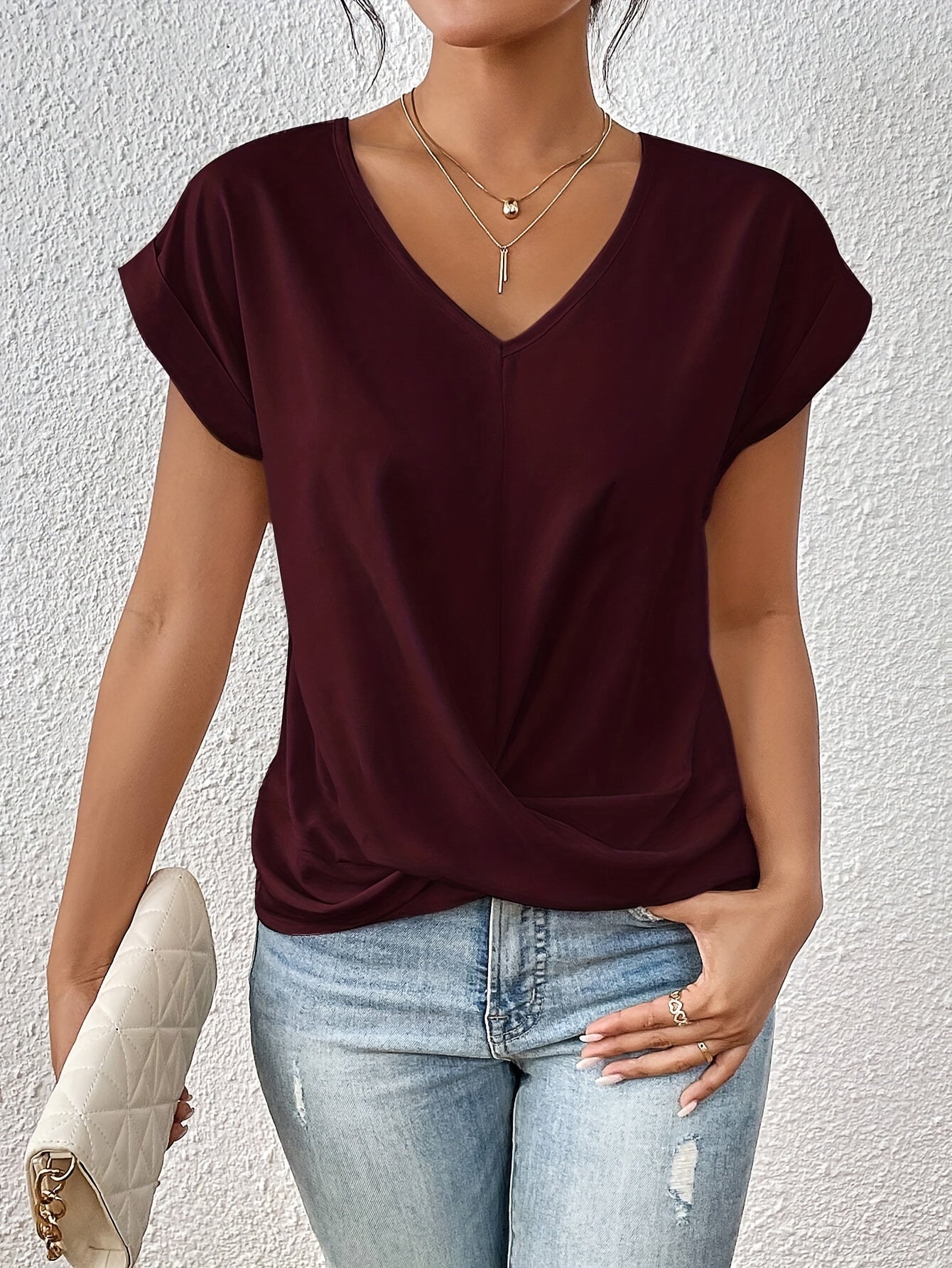 Camiseta Cómoda con Escote Elegante