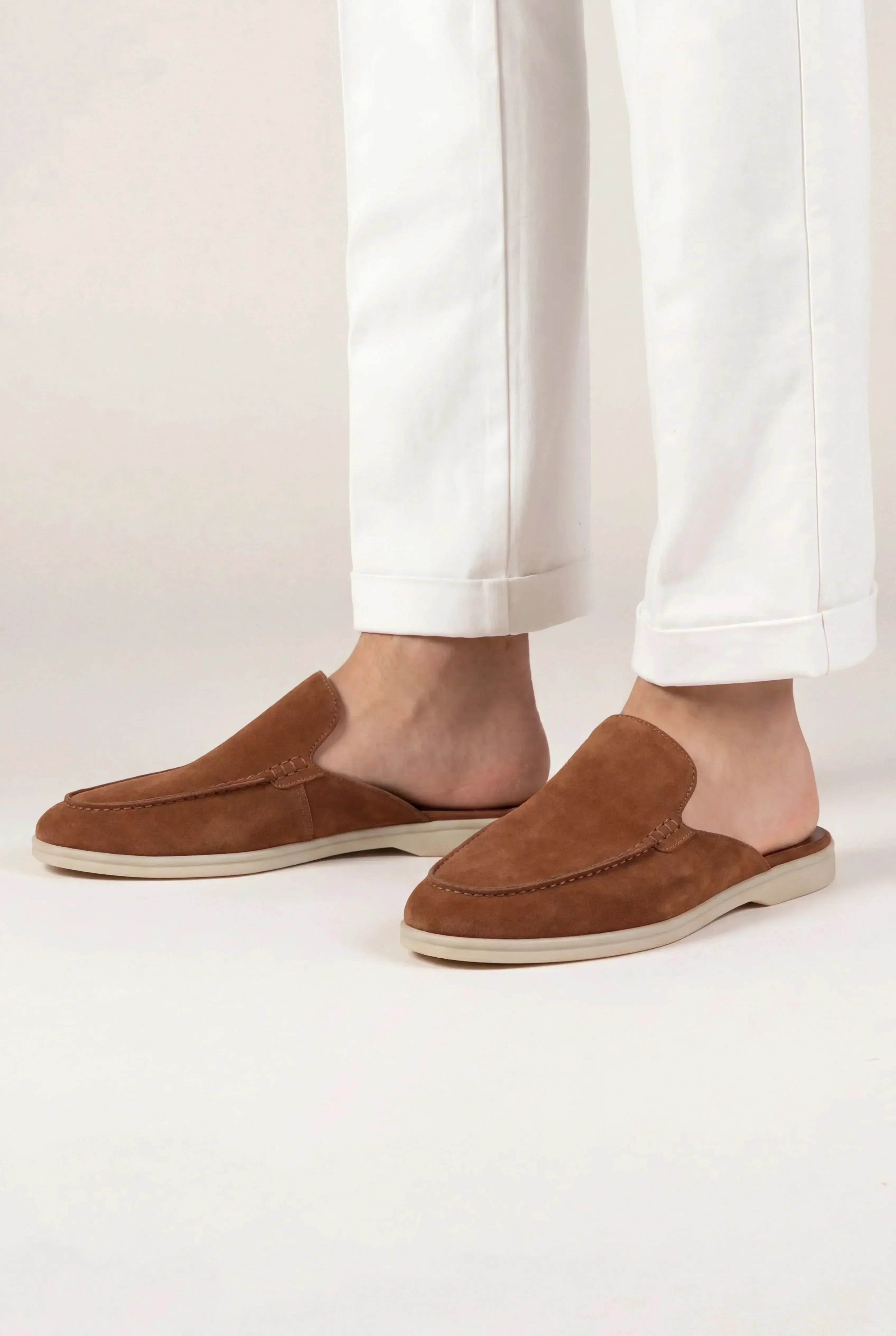 Bordeauxroter Veloursleder-Mule