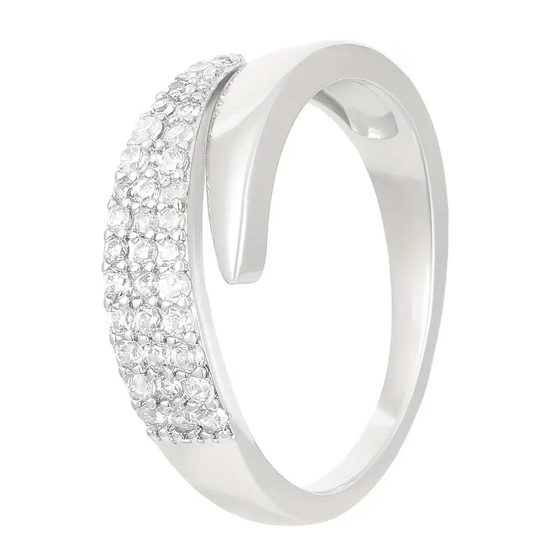 Elegante Anillo Dorado con Piedras Brillantes (Compra 1, llévate 1 gratis)